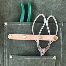 Load image into Gallery viewer, apron for planting