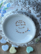 Load image into Gallery viewer, Pearl de Laze Vintage English Bowl - The Celtic Farm