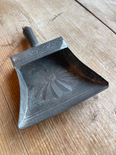 Load image into Gallery viewer, Vintage Mini Tin Flower Dustpan - The Celtic Farm