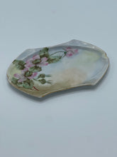 Load image into Gallery viewer, Vintage Floral Soap Dish/Trinket Holder