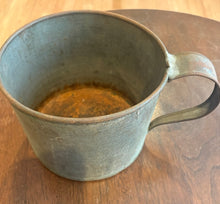 Load image into Gallery viewer, Antique Farmhouse Scoop