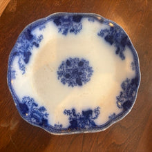 Load image into Gallery viewer, 19th Century Roseville Blueware Platter