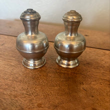 Load image into Gallery viewer, Vintage Metava Holland Pewter Salt &amp; Pepper Shakers
