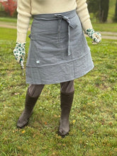 Load image into Gallery viewer, Provence Blue Linen Apron with Wraparound Tie - The Celtic Farm