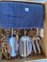 Load image into Gallery viewer, Gardening Gift Box - The Gardener&#39;s Kit - Apron and Classic Hand Tools