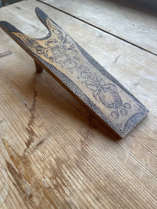 Antique Decorative Pyrography Floral Boot Jack (1909)