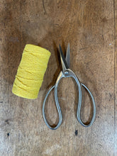 Load image into Gallery viewer, Baker&#39;s Twine - Striped and Solid - 100 m / 2 mm for Gift Wrapping &amp; Crafts