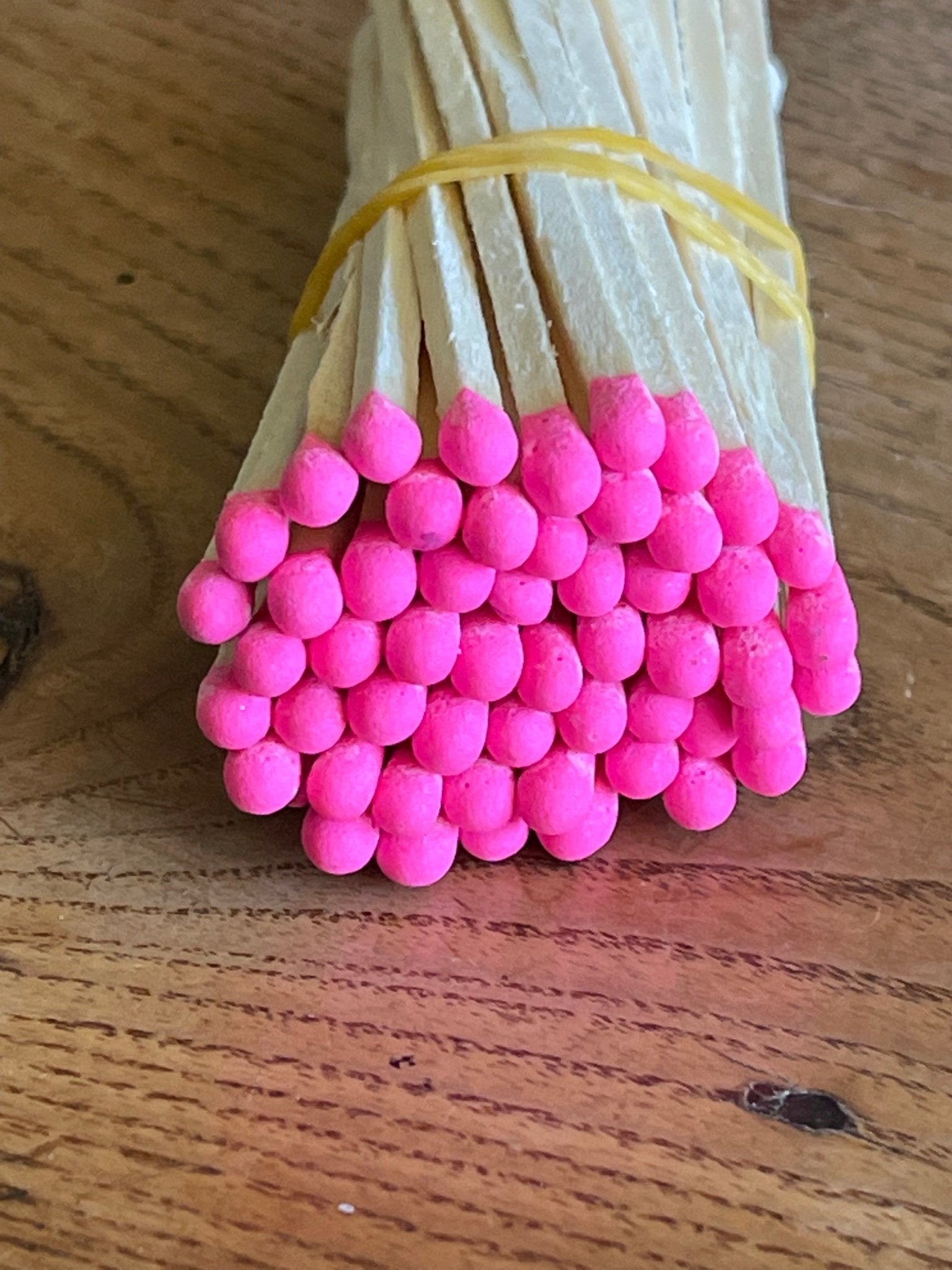 Bulk Wood Matches - 500 Count - 4 Long Wooden (Hot Pink)
