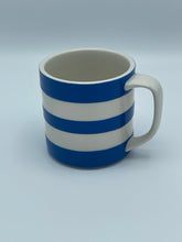 Load image into Gallery viewer, cornishware mug in us