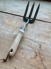 Load image into Gallery viewer, garden hand tool fork