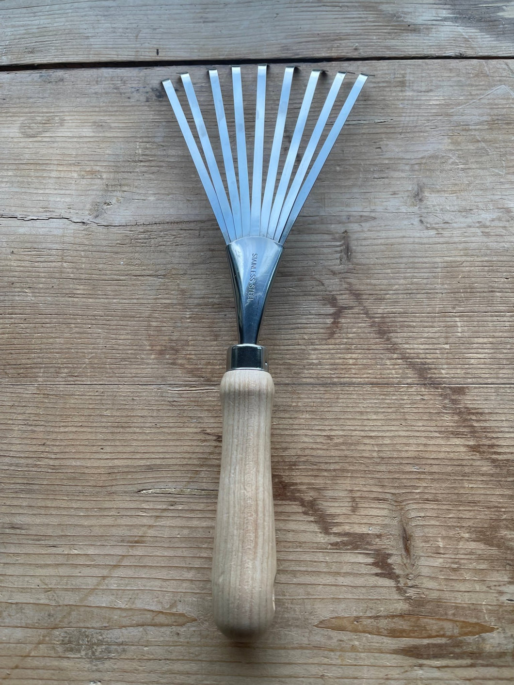 Garden Hand Rake - Stainless and Hardwood