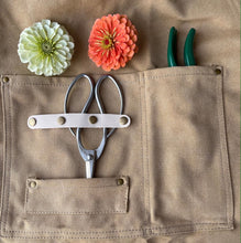 Load image into Gallery viewer, khaki gardener&#39;s apron