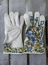 Load image into Gallery viewer, Gardening Gift Box - Gloves, Copper and Snips for the Gardener - The Celtic Farm