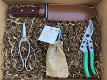 Load image into Gallery viewer, Ultimate Garden Gift Box - 4 Garden Tool Set (Hori Hori, Pruners, Garden Snips and Garden Tool Sharpeners) Tool Kit - The Celtic Farm